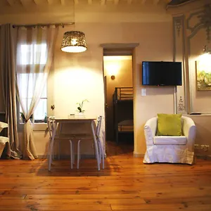lou-magnan.fr-provencehotel.com/